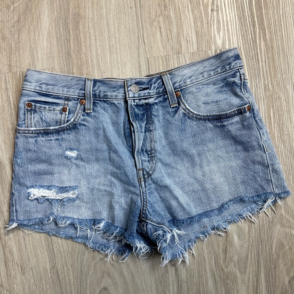 ***3 For $201 RED TAB Jean shorts Size 29, Super LIGHT BLUE wash Wih Frayed Hem